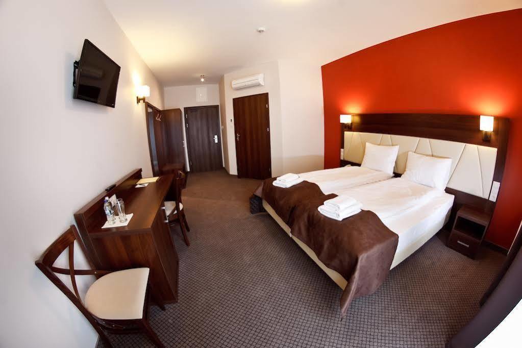 Maly Rzym Hotel Sandomierz Ngoại thất bức ảnh